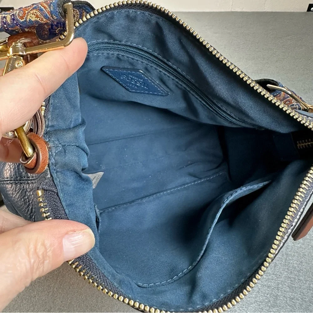 Fossil Campbell Crossbody Navy Blue Genuine Leather Crossbody Bag GUC